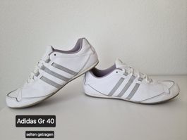 Chaussure de sport Adidas