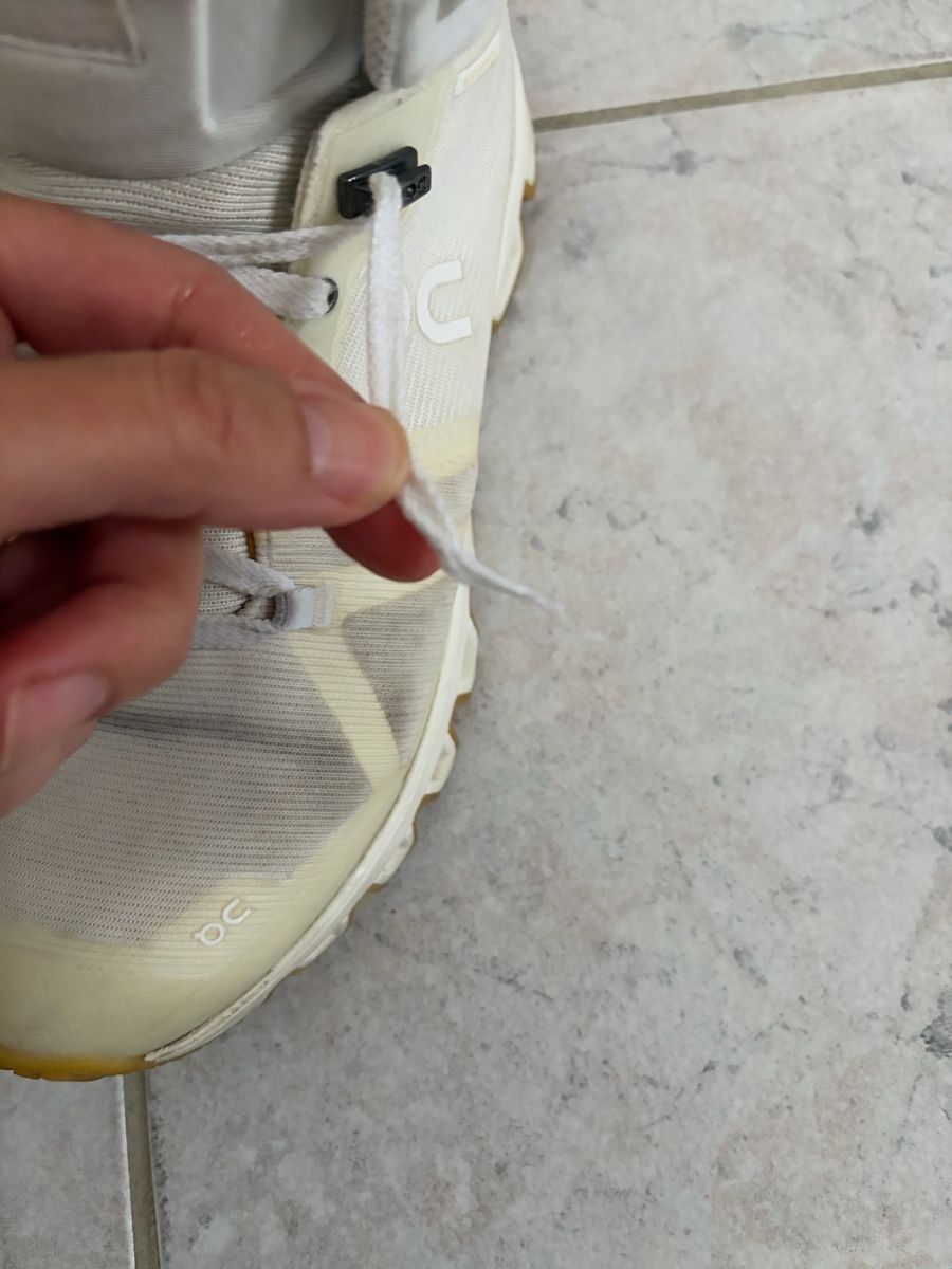 On Chaussures femmes: On Cloud Hi Waterproof Swiss Edition Wanderschuhe Gr.40 – D'occasion à Sevelen par gsandax 3