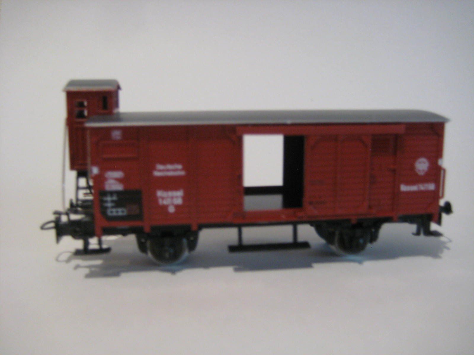 Märklin Modellini di ferrovie: Marklin Ho 4 wagons avec cabine de freinage – Nuovo e nell'imballaggio originale da Neuchâtel venduto da Philippeflecherouge 5