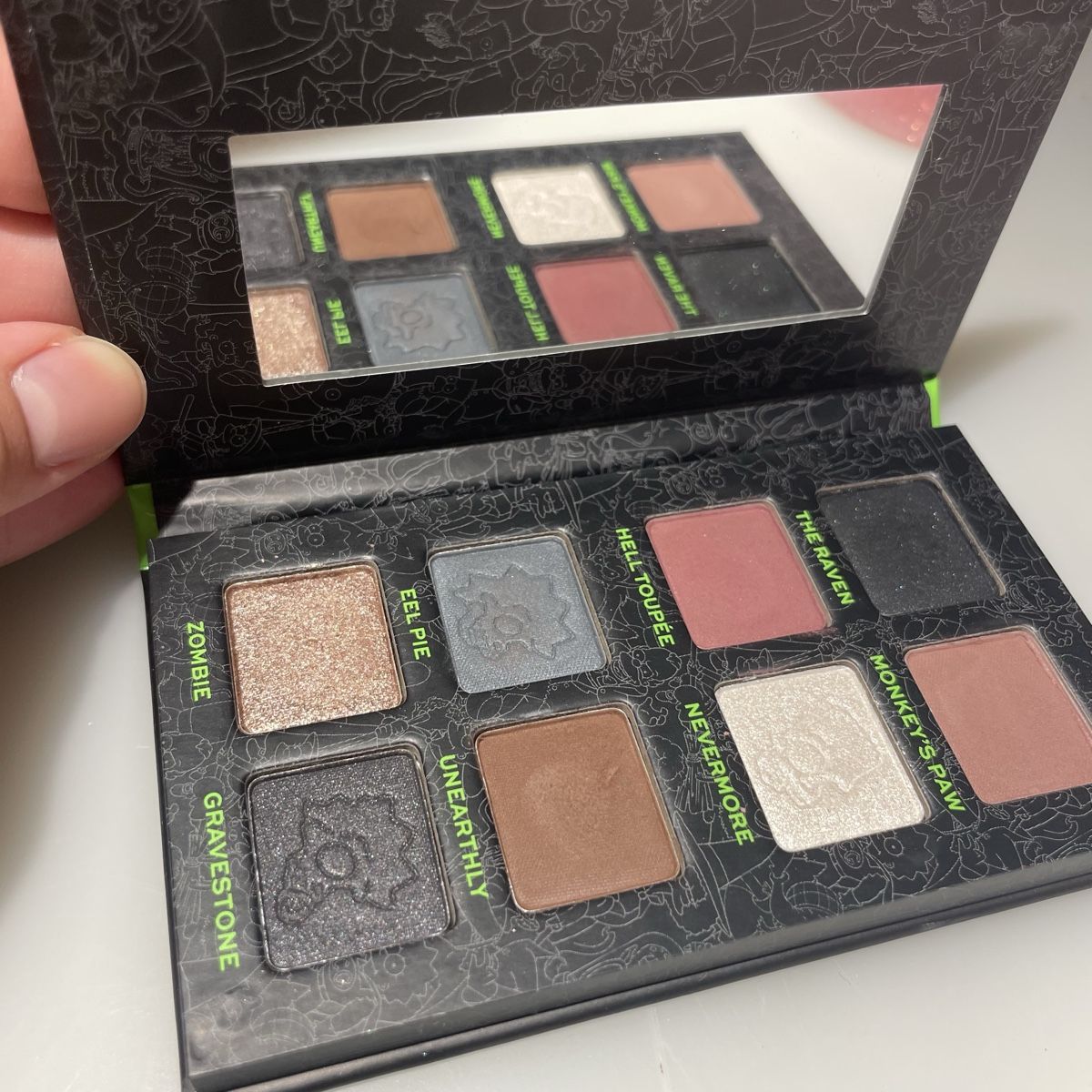 Make-up: Revolution Make up Simpsons Bart Lidschatten Palette – Nuovo (secondo la descrizione) da Bellach venduto da Lapislazuli_blues