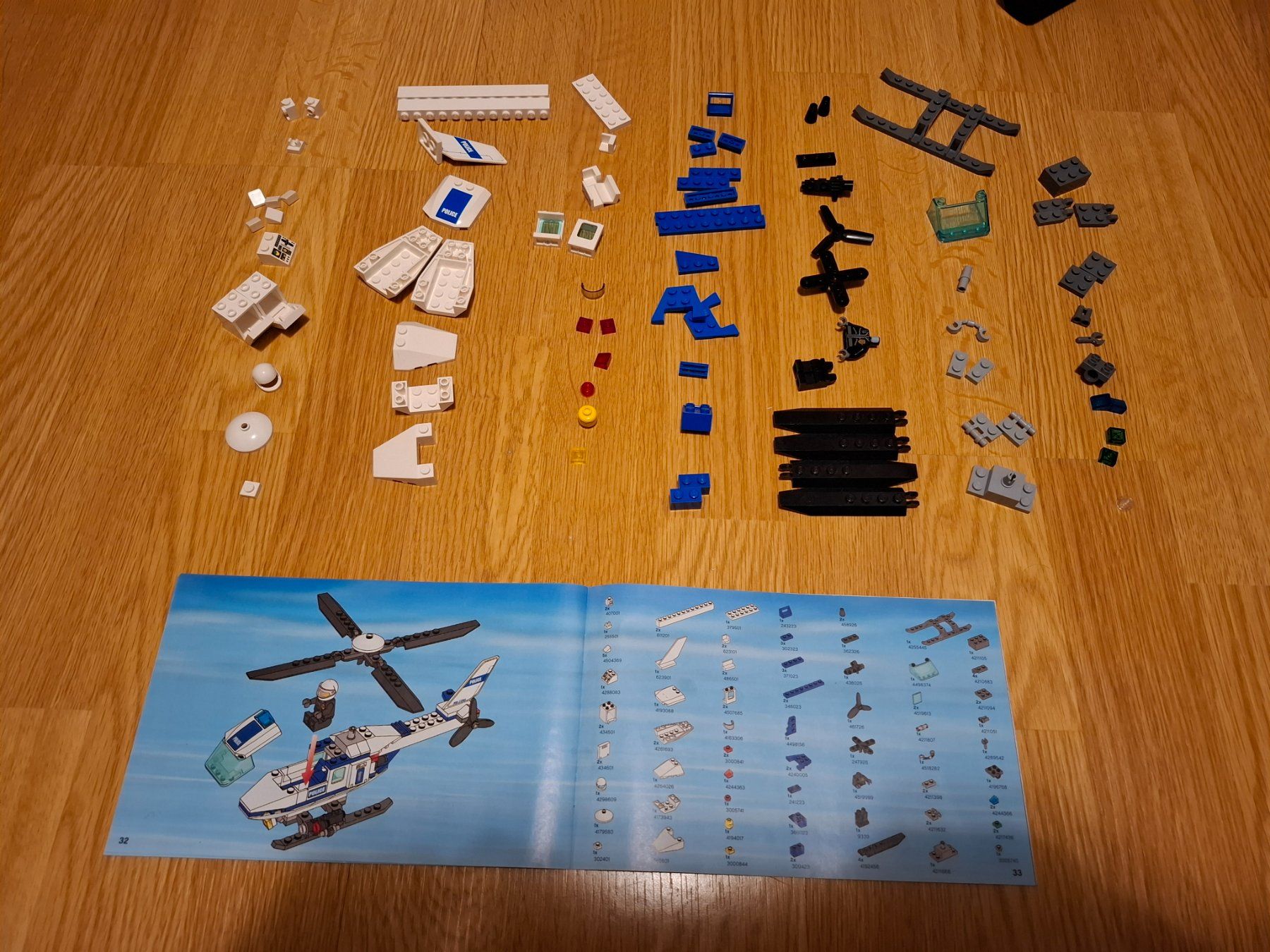 Lego Spielzeuge: Lego City Polizeihubschrauber 7741 – Gebraucht aus Mellingen von oli_jx55 1