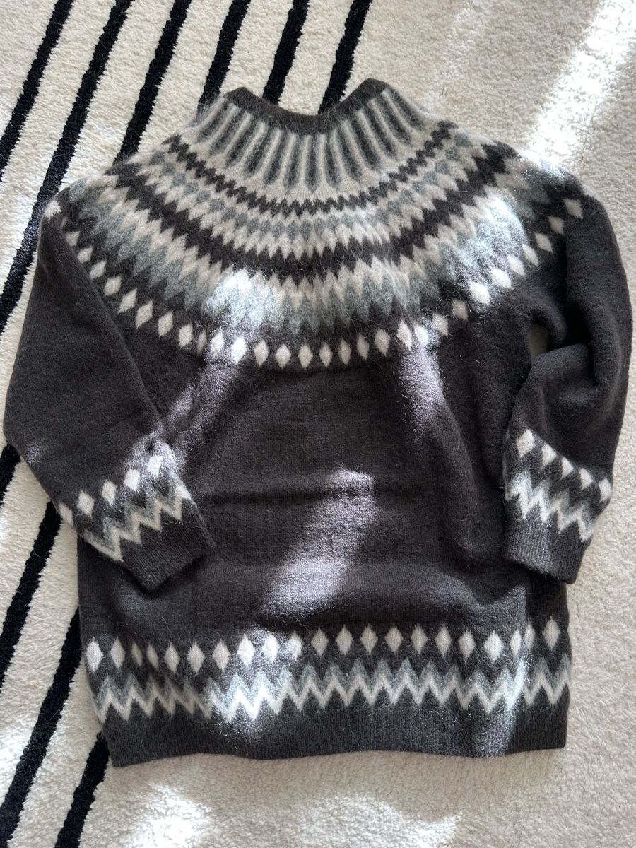 Pullover & Sweatshirts: Warm sweater – Gebraucht aus Adliswil von Maro_7 3