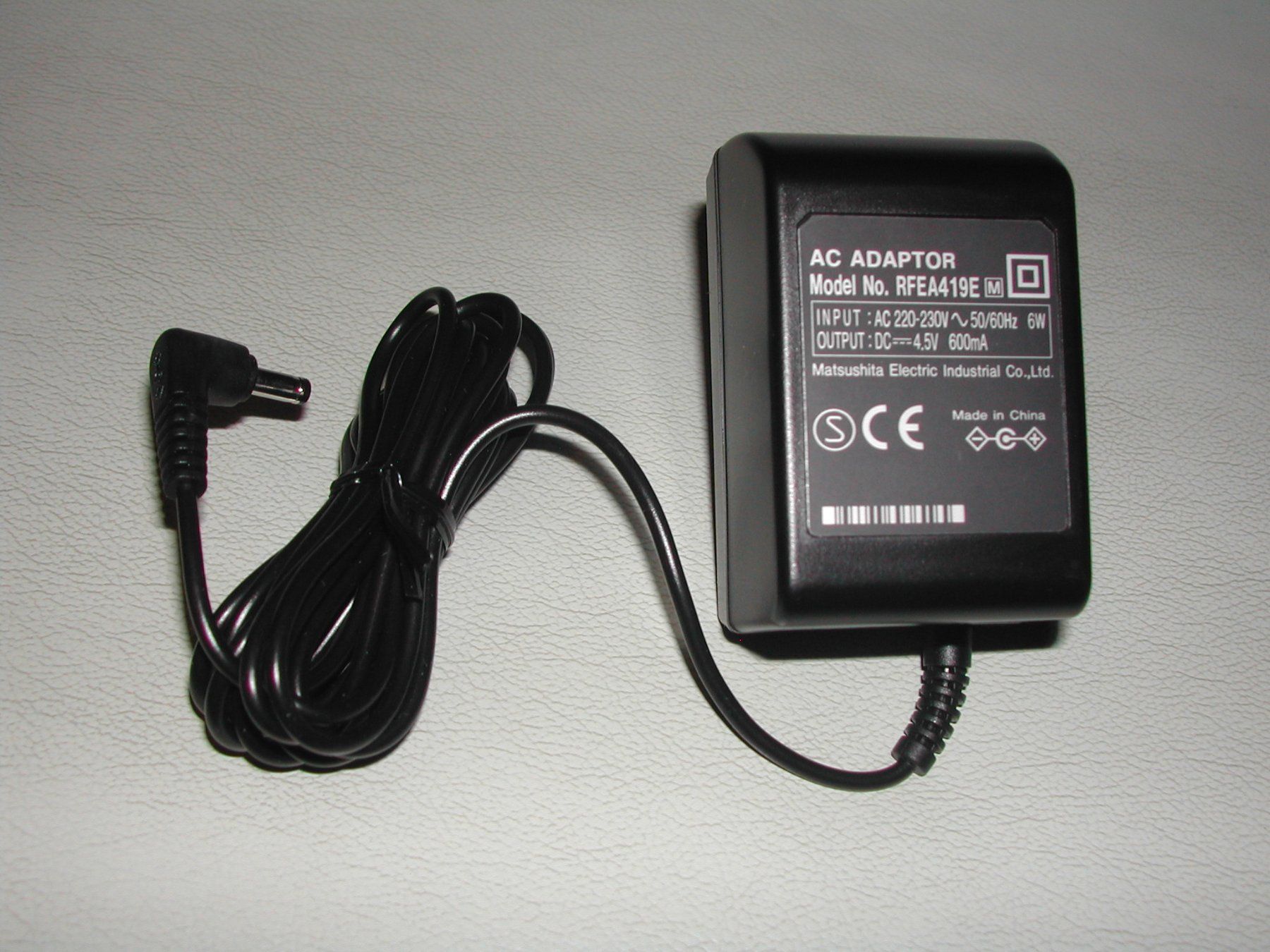 Unità & Adattatore: AC Adaptor  No. RFEA419E – Nuovo e nell'imballaggio originale da Trun venduto da Romi066