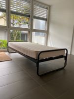 Bett 90x200 mit Matratze (Bett Nr. 1)