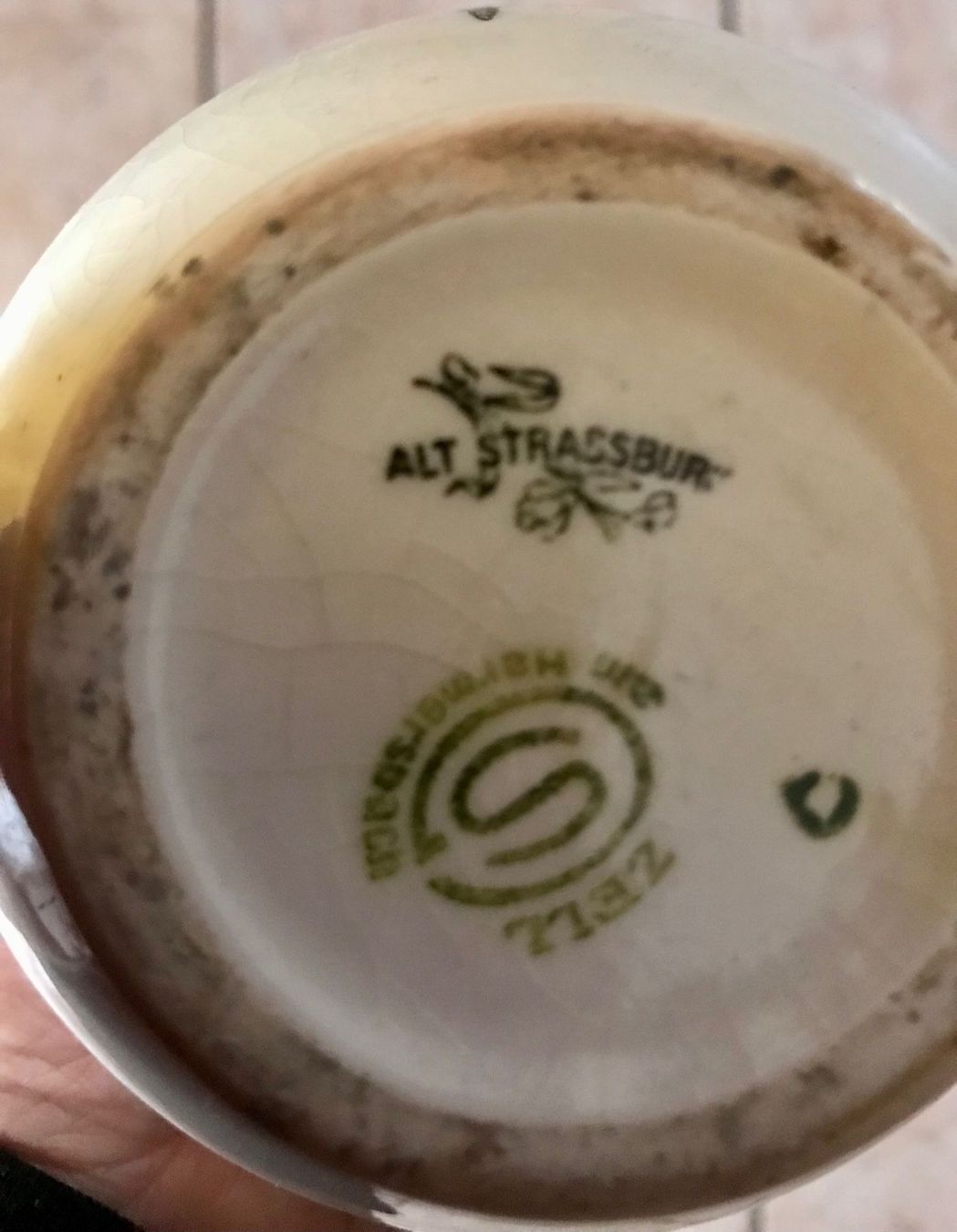 Vasen & Gefässe: VASE ALT STRASSBURG – Gebraucht aus Losone von courrier 5