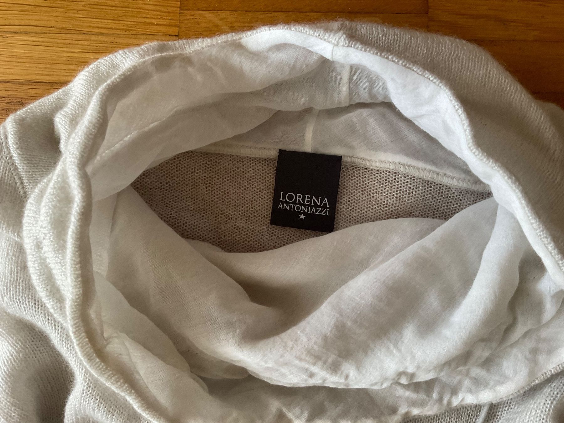 Pullover & Sweatshirts: LORENA ANTONIAZZI leichter Pullover 36 – Gebraucht aus Weiningen ZH von moon-55 5