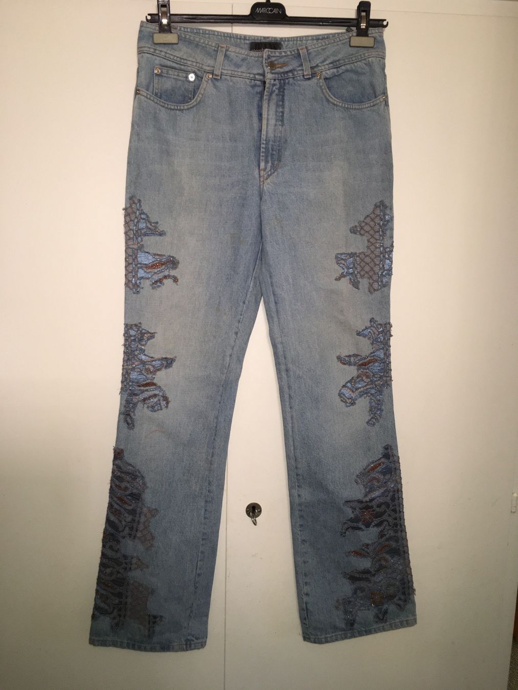 Jeans: Roccobarocco Jeans 39 D Stickereien – Gebraucht aus Zug von smile060