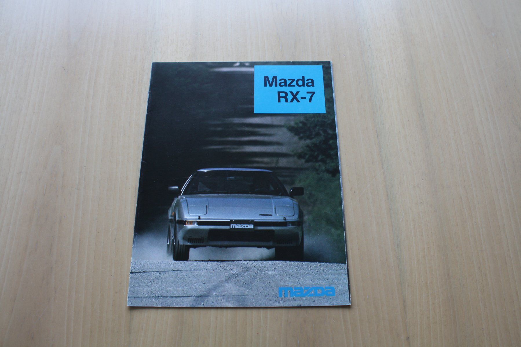 Mazda Documenti: Mazda RX-7 Prospekt 4/1984 NL – Usato da Wikon venduto da erwin400