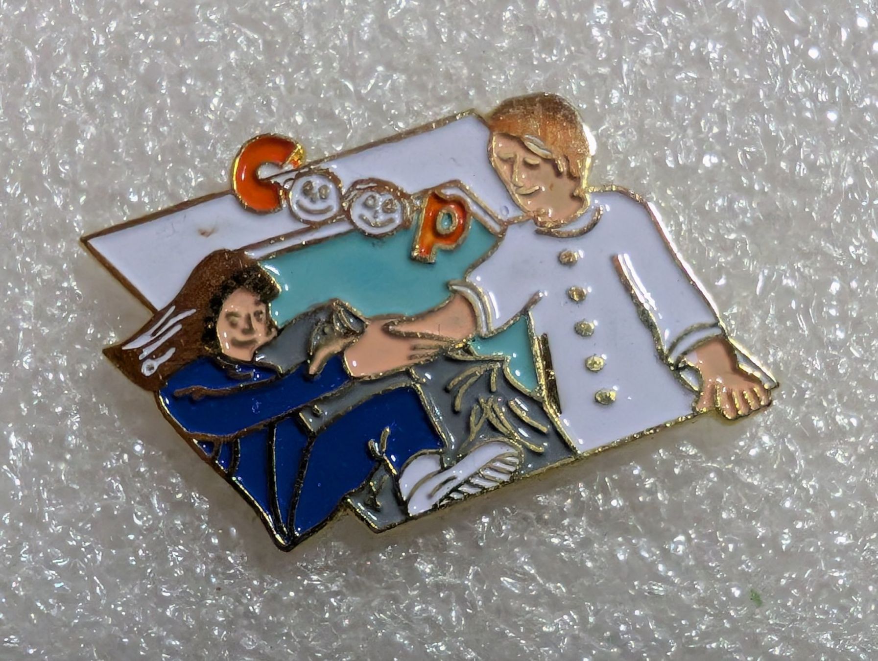 Placchette & Badge: Ansteckpin 281: Coop – Usato da Oppligen venduto da Pin-Fall-Shop
