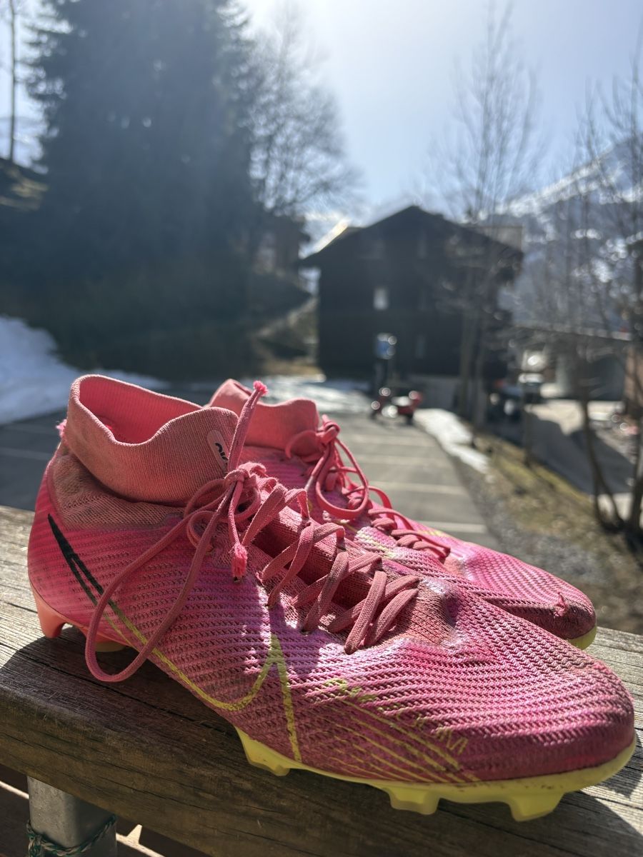 Nike Scarpe da uomo: Nike superfly pro Fg 45 Pink – Usato da Wengen venduto da Kienzler240509