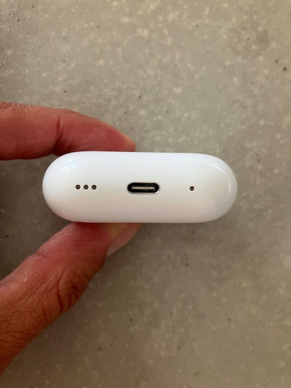 Apple Kopfhörer: APPLE Air Pods Pro 2 – Gebraucht aus Lausanne von mr.v 9