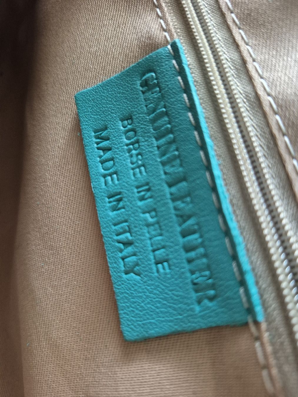 Borse da donna: Türkisblaue Handtasche in Leder – Nuovo (secondo la descrizione) da Thun venduto da Reb80 3