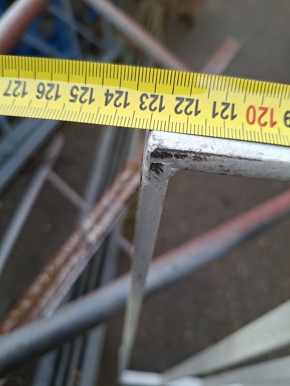 Griglie e Inferriate: Metallzaun/Geländer Fenstergitter – Usato da Grossdietwil venduto da hufi10 3