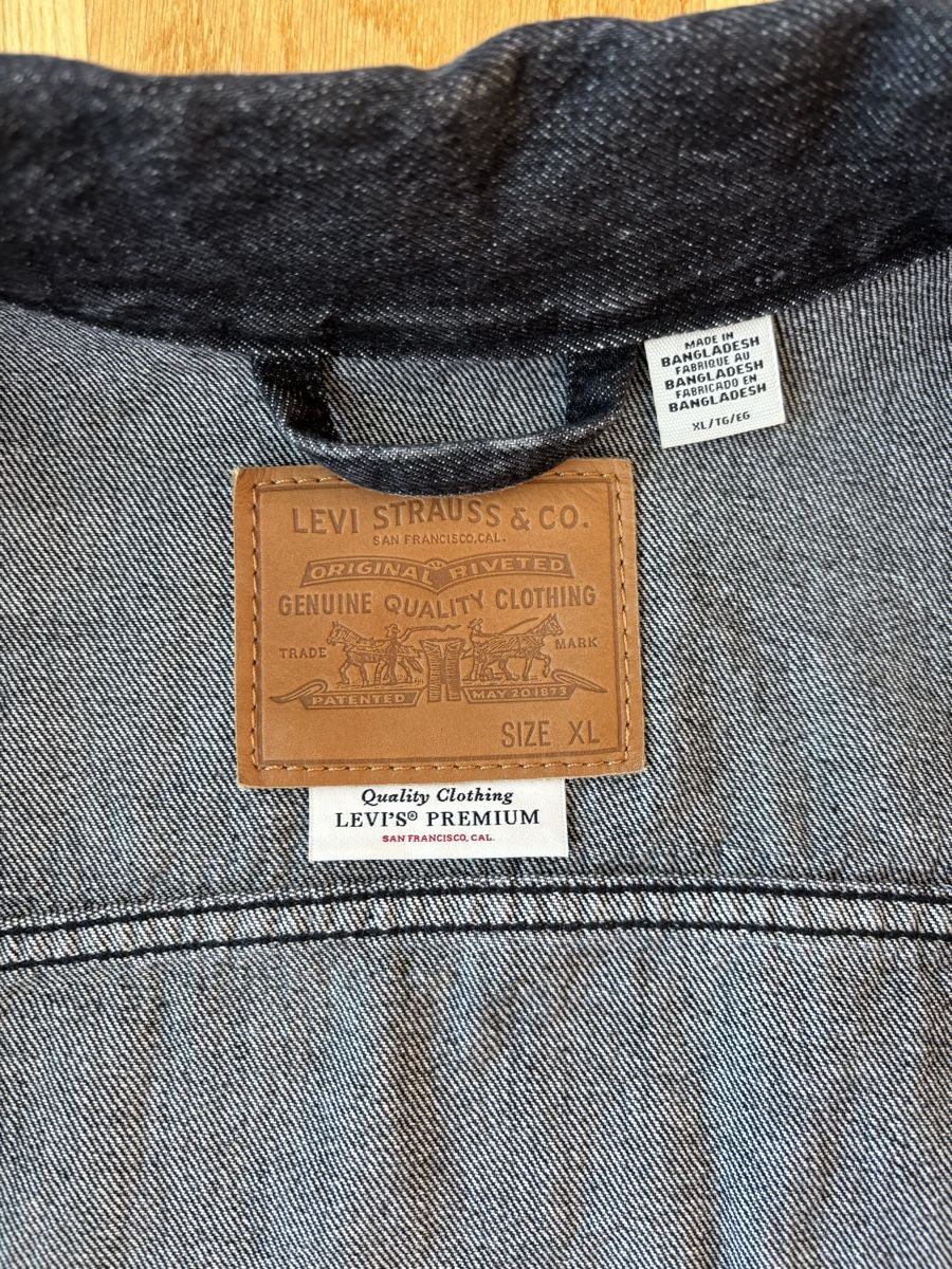 Levi's Jacken: Levi's Premium Trucker Jacket Black XL – Neu (gemäss Beschreibung) aus Zürich von Gotta-Sell-It-All 2