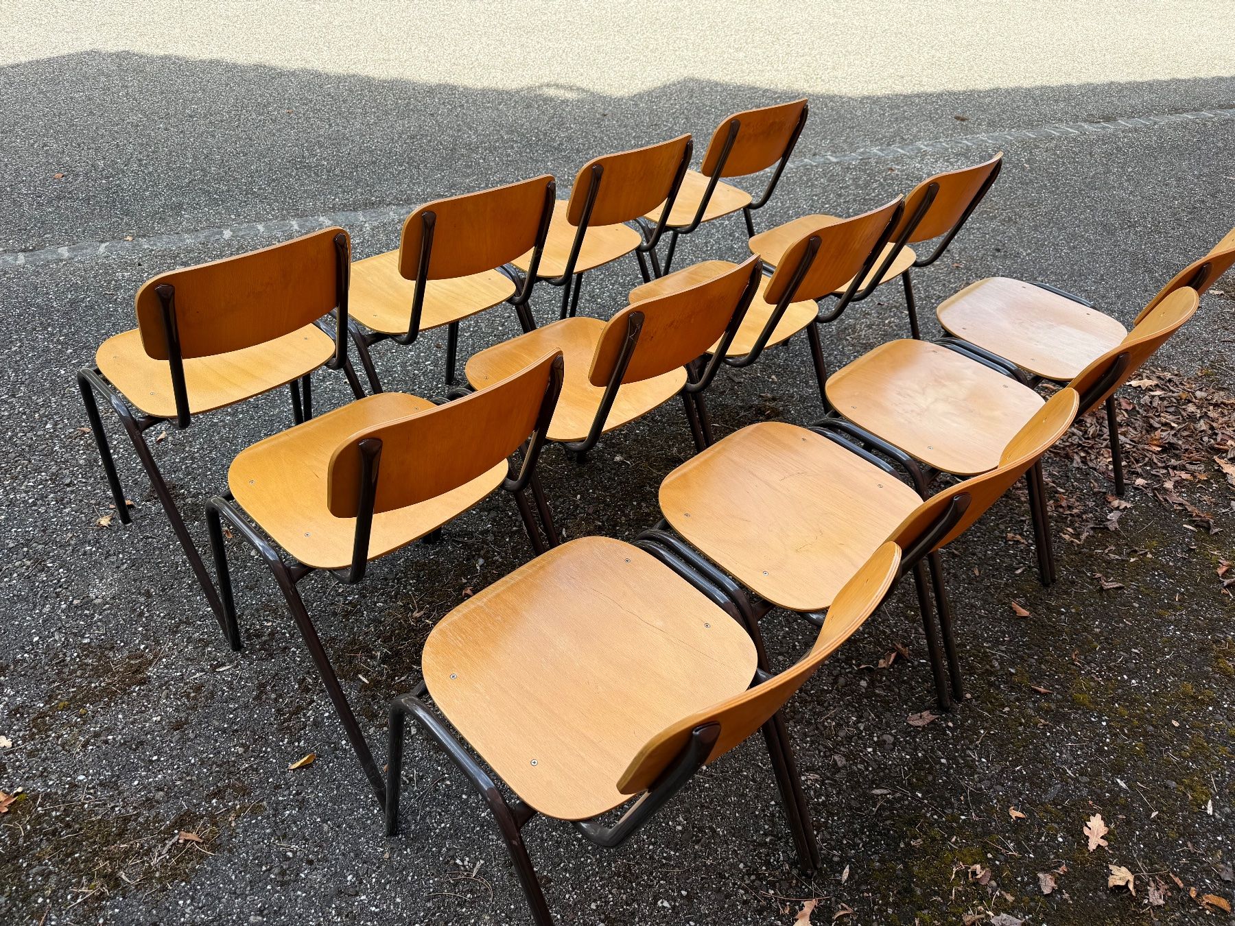 Sedie: 12 Schul- Atelierstühle, Stapelbar – Usato da Zwingen venduto da moje1 5