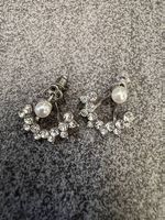 Perlen-Ohrstecker mit Strass