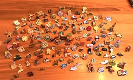 Sammlung Anstecker Pins
