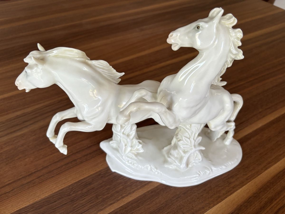 Tutte le decorazioni: Chevaux en porcelaine – Nuovo (secondo la descrizione) da Lonay venduto da car_l9sk 1