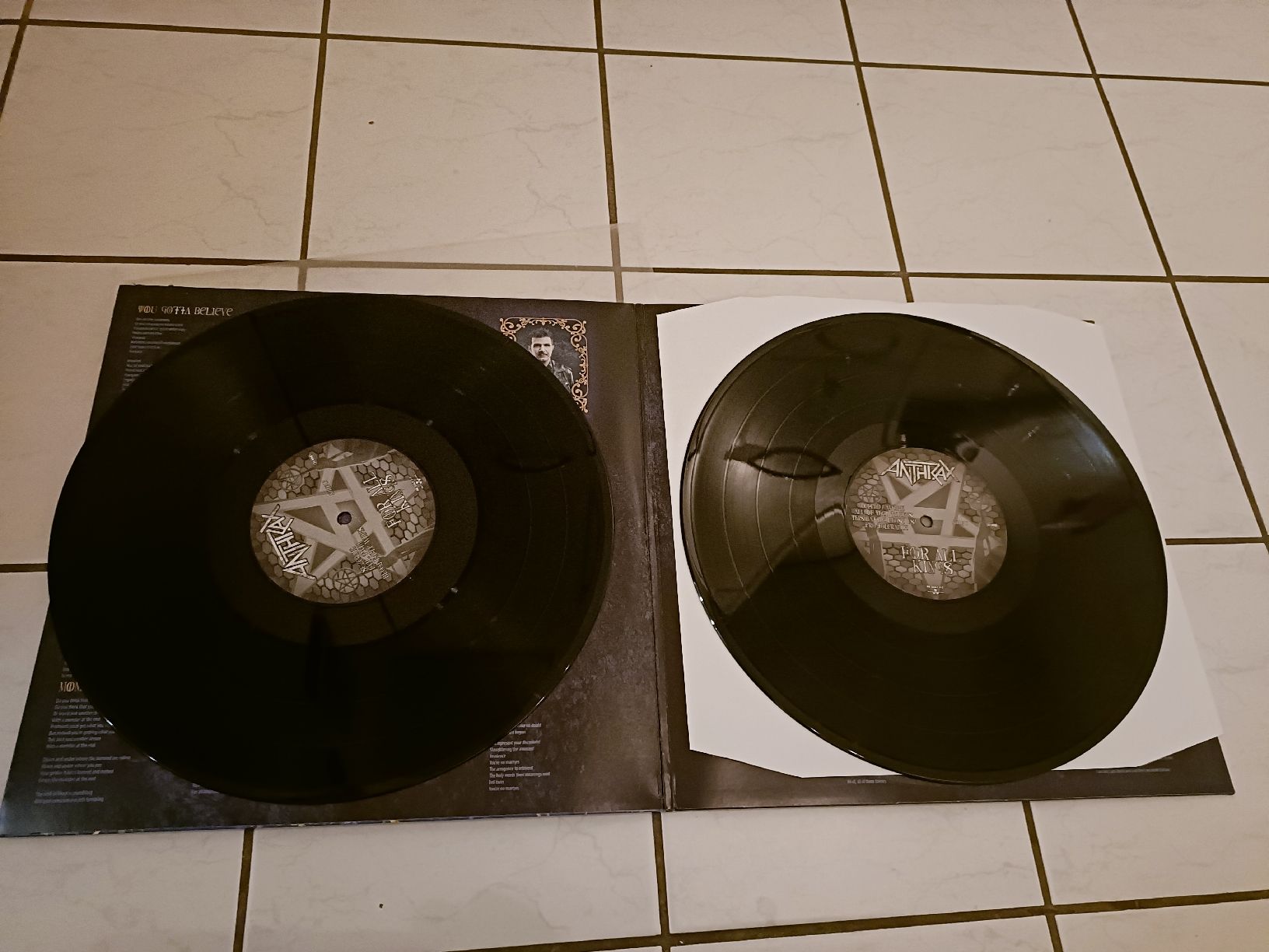 Dischi in vinile: ANTHRAX - For all Kings 2LP – Usato da Luzern venduto da cryptonic79 3