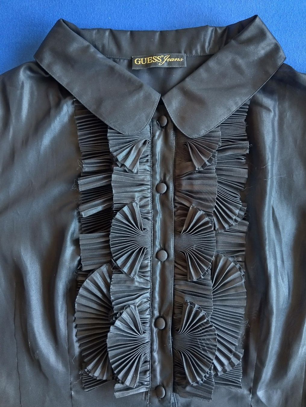 Camicette: Guess Jeans Tuxedo Bluse – Usato da Bern venduto da Izzyg 1