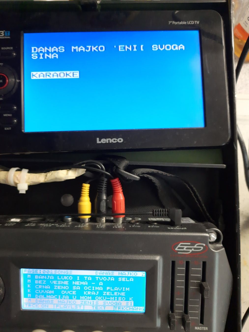 Musikinstrumente: MIDI KARAOKE MP3 PLAYER – Gebraucht aus st.gallen von mlmercedes 3