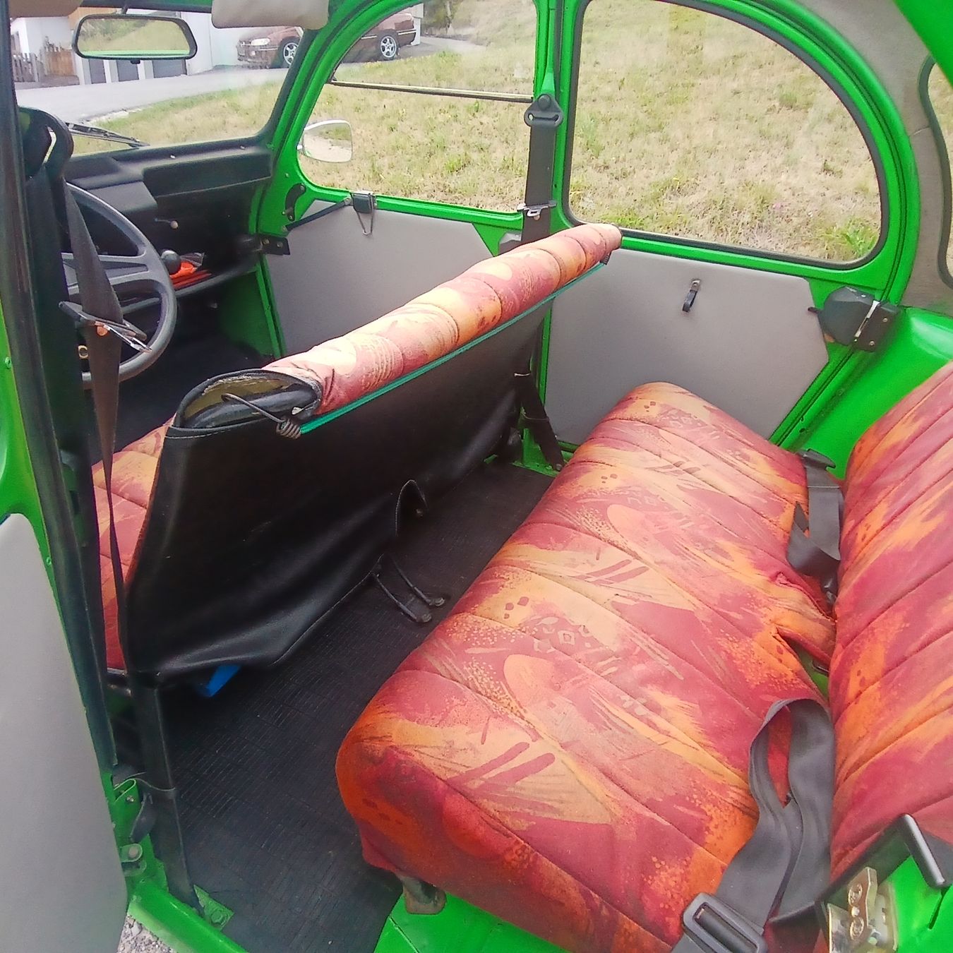 Citroën Automobili: Citroen 2CV Ente Grün – Usato da Degersheim venduto da ReiflerAutokosmetik 4