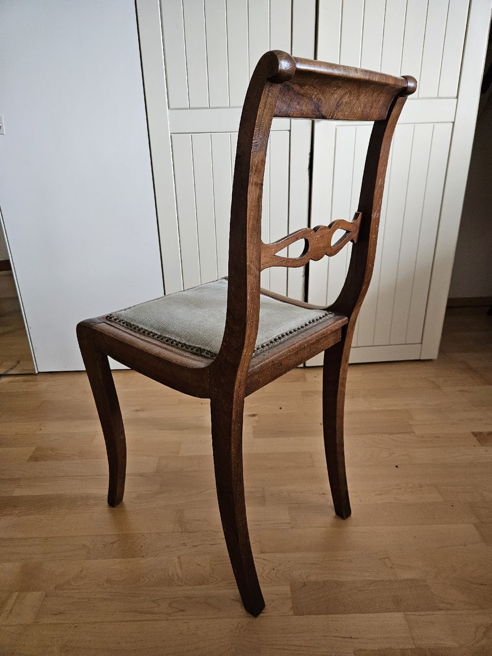 Stühle: Antiker Biedermeier Stuhl – Gebraucht aus Zürich von Pazzenreich 2