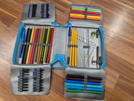 Grosses  Etui gefüllt für die Schule, K7 Top Zustand!