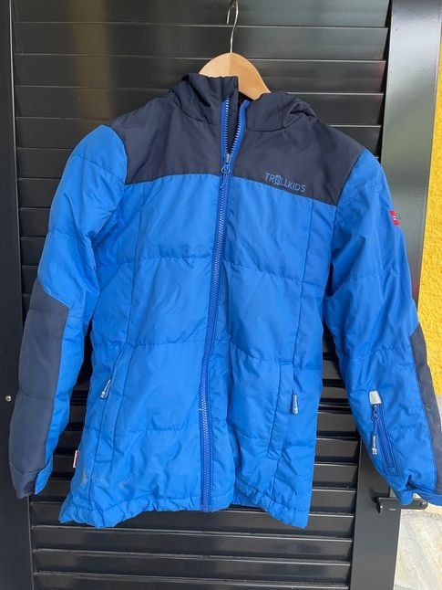 Trollkids Giacche & Cappotti: Junge Kinder Winterjacke Trollkids 140 – Usato da Bergdietikon venduto da antovale