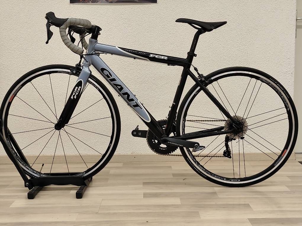 Biciclette: Giant FCR – Usato da Truttikon venduto da Drahteselpflaeg 4