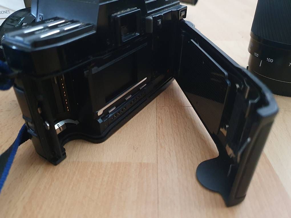Kamera: Minolta 7000 AF set mit Objektive Blitz Tasche  – Gebraucht aus Nidau von jul_6tpv 1