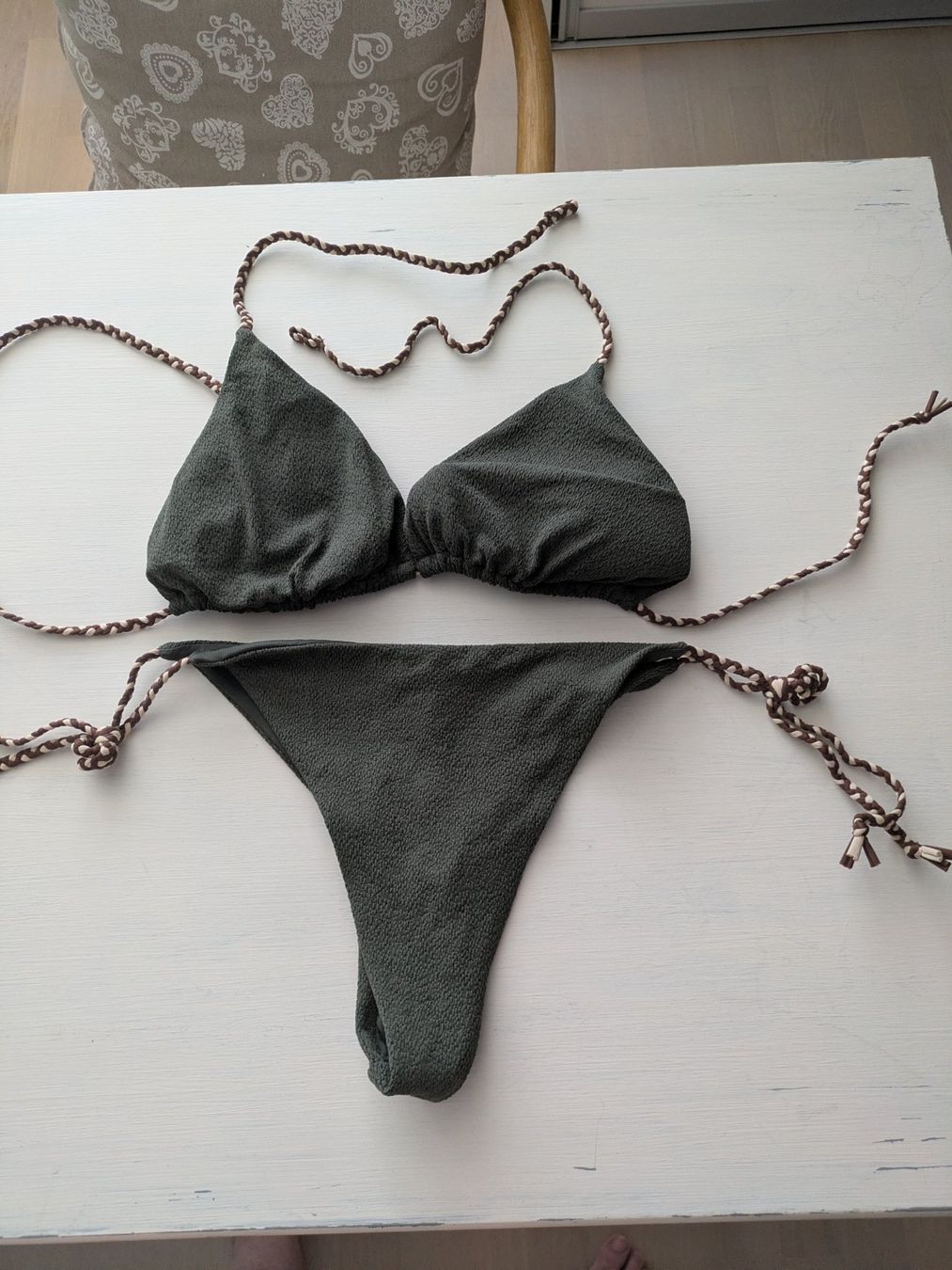 Tezenis Maillots de bain & Bikinis: Bikini Set oliv Gr. 38 Tezenis – D'occasion à Muttenz par Koalabaer02