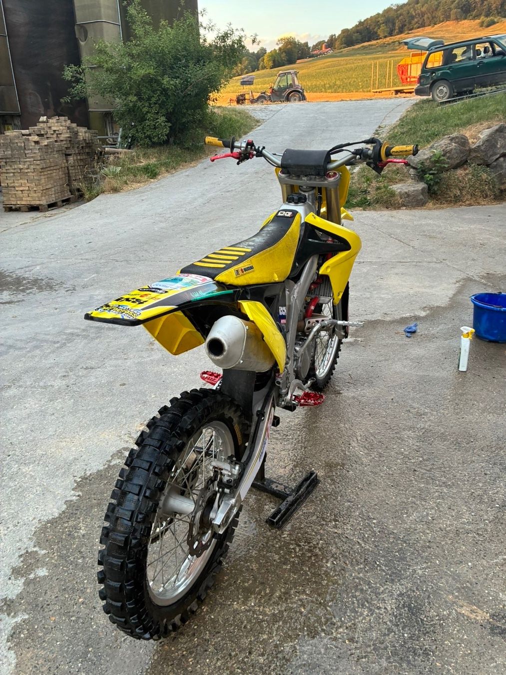 Suzuki Enduro: Suzuki Rm- Z 250 – D'occasion à Kienberg par nic_dpc5 2