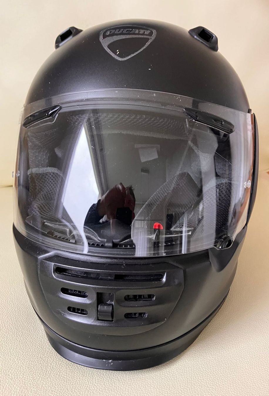Ducati Helme & Visiere: Ducati Integralhelm Arai Rebel, Mattschwarz, – Gebraucht aus Steinhausen von poci1995