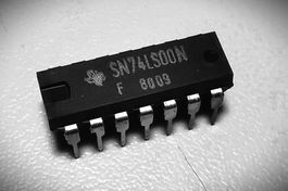 SN74LS00N 4-Kanal-NAND-Gatter mit 2 Eingängen 25 Stück