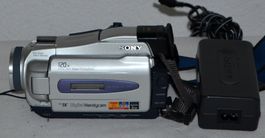 Sony DCR-TRV16E MiniDV Camcorder / caméscope