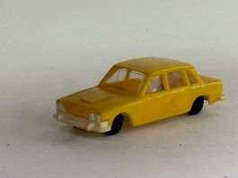 GB5- Triumph PKW gelb
