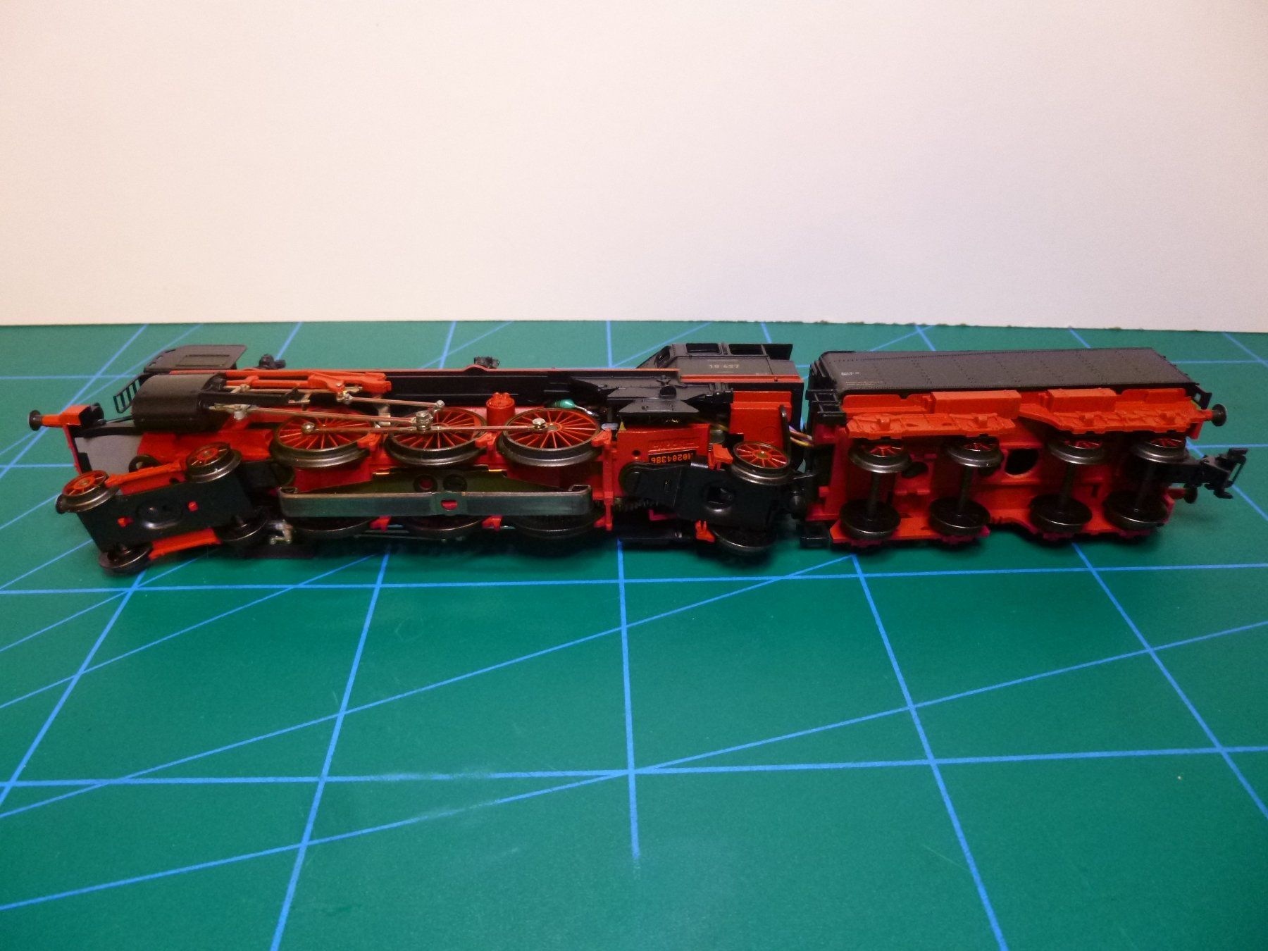 Märklin Trains électriques: Märklin BR 18.4 Digital avec son – Neuf avec emballage d'origine à Colombier NE par Morel56 5