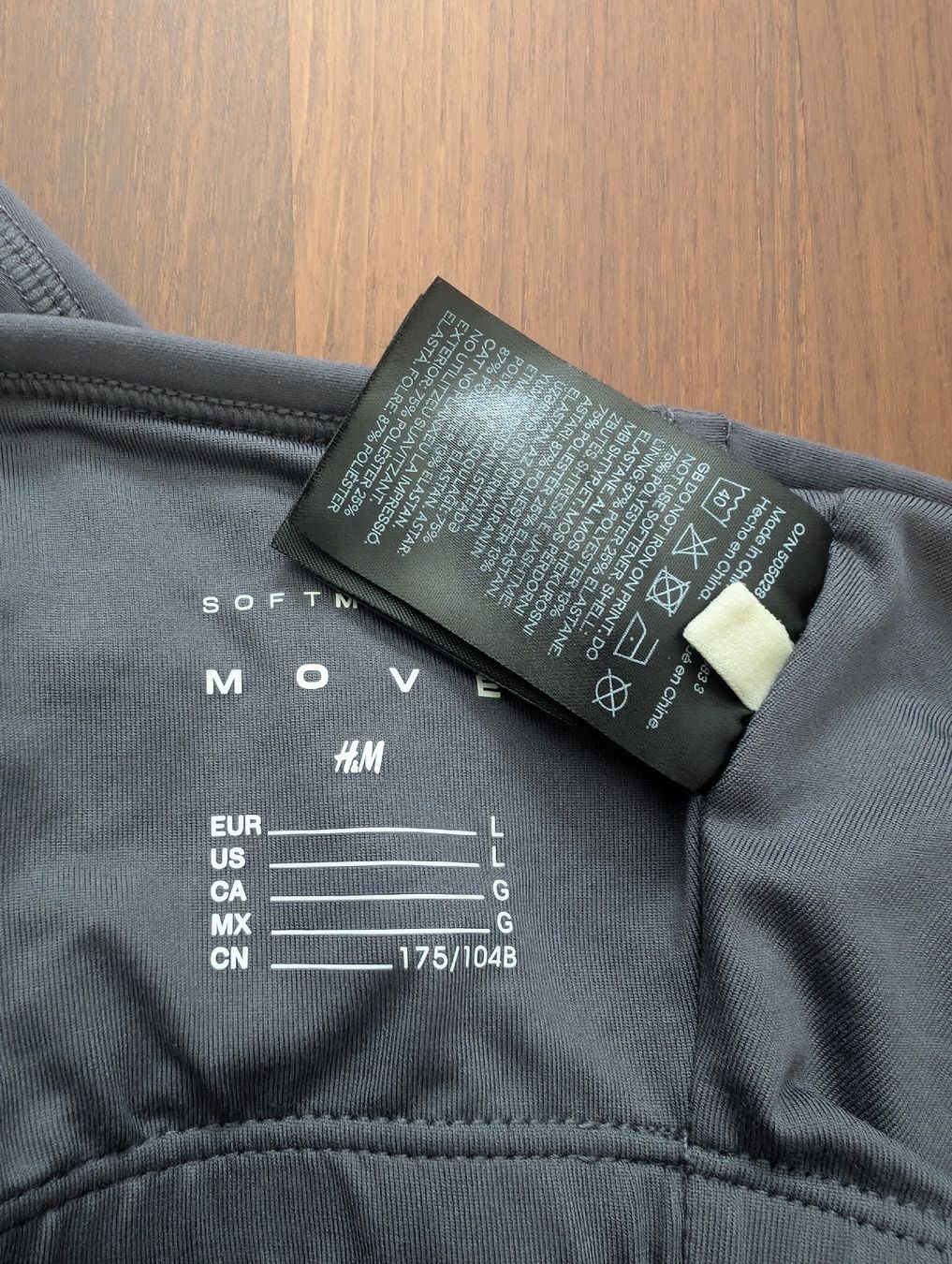 H&M Tops: H&M Move SoftMove Sporttop Gr. L Anthrazit – Neuf (Voir description) à Lufingen par Kappi90 3