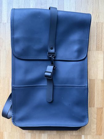 Rains Mini Rucksack (9l), dunkelblau, unisex - wie NEU