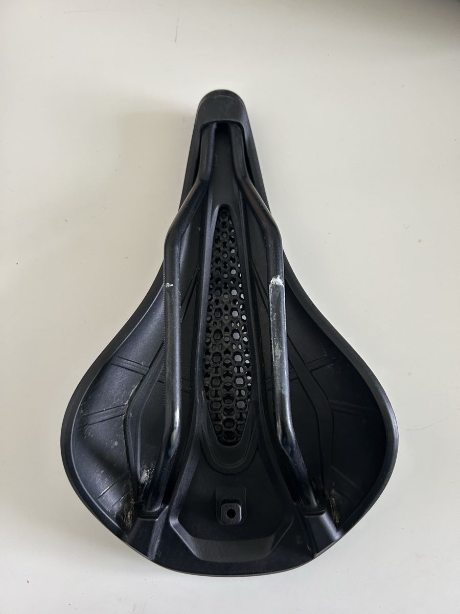 Pezzi di ricambio: Selle NEAT 3D en 140mm – Usato da Chambésy venduto da gverley 3