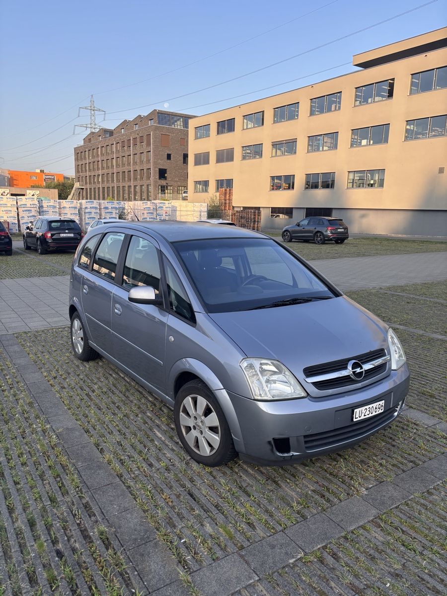 Opel Autos: Opel Meriva ab MFK – D'occasion à Emmenbrücke par noe_7xsd