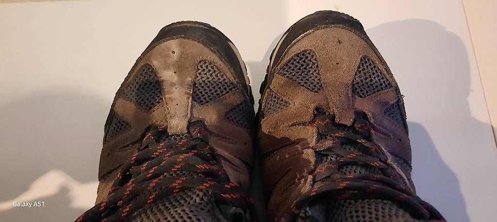 Herrenschuhe: ***MERRELL*** Wanderschuhe Gr 43 – Gebraucht aus Wädenswil von H2H_Secondhandshop 3