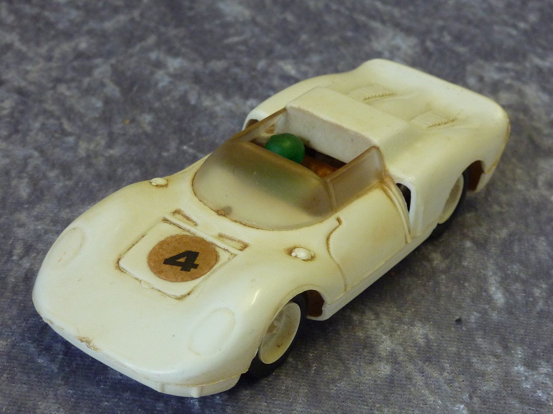 Ferrari Modellautos: Ferrari 330 P2 – Gebraucht aus Dürrenäsch von modellautos4you