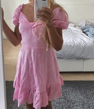 Kleid Rosa