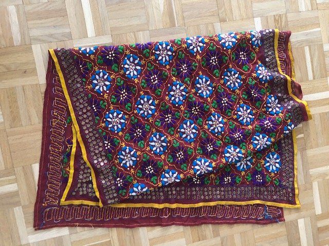Foulards, Tücher & Schals: Echarpe , étole Indienne – Gebraucht aus Genève von san_lb79