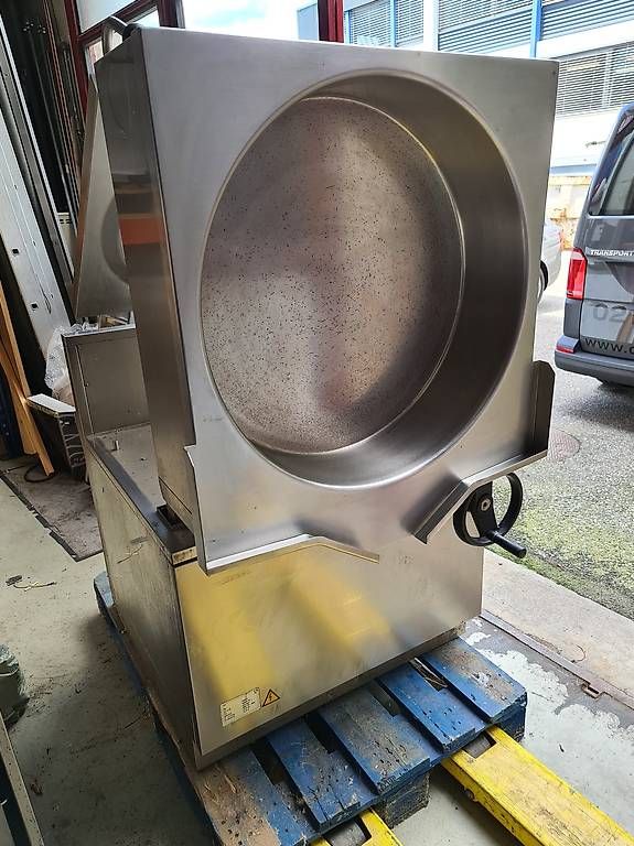 Grills: Braisière professionnelle Salvis – Gebraucht aus St-Légier von Cuisine-Services 2