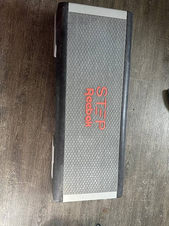 Reebok Hometrainer: 7 Stk. Reebok Stepper / Aerobic Step – Usato da Berlingen venduto da Langley 1