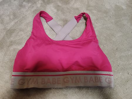 Sport BH Gym Babe pink mit Kreuzträgern guter Zustand