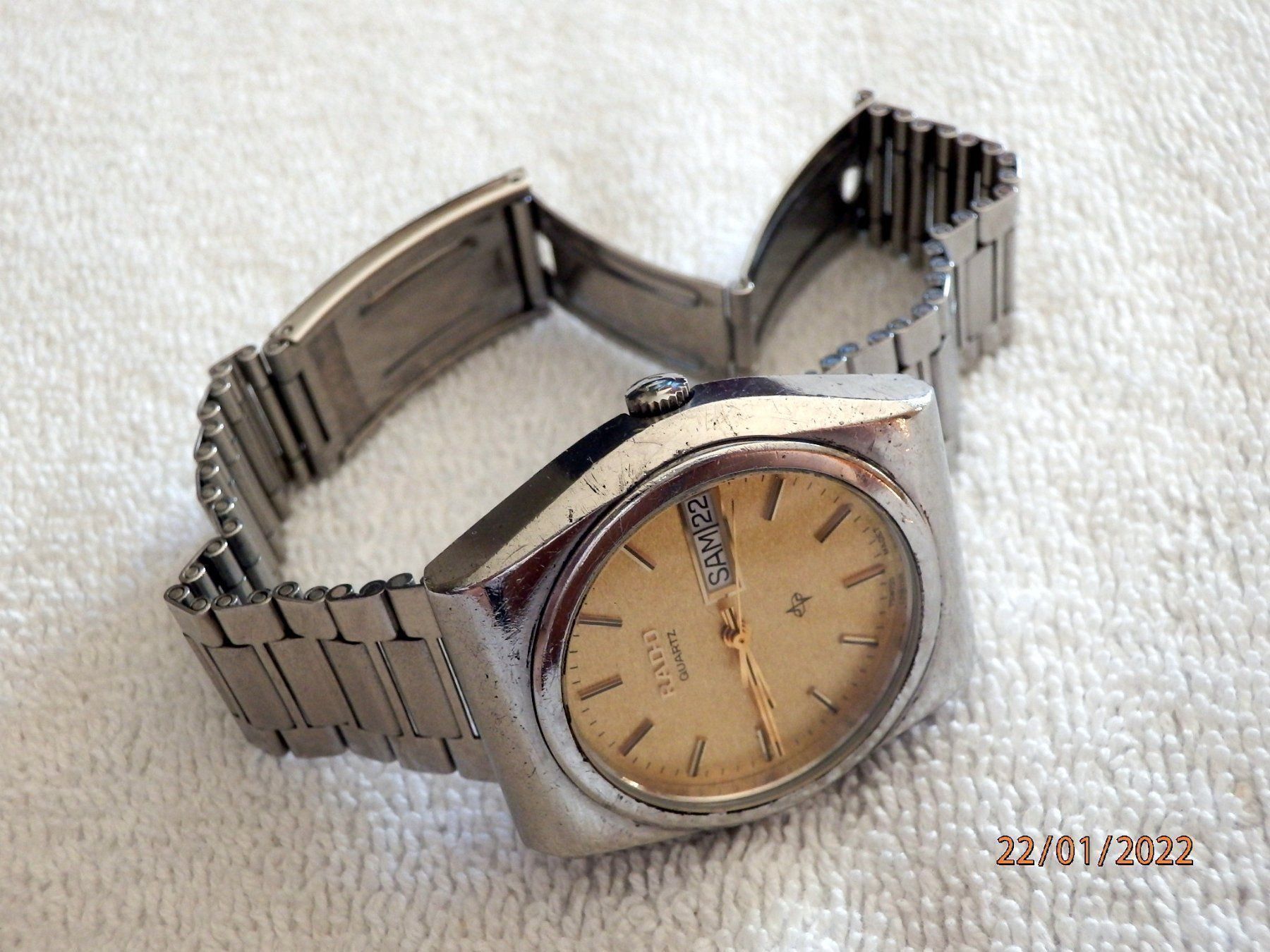 Rado Uhren: Rado, Quartz, Day Date, 35mm, Unisex – Gebraucht aus Ueberstorf von dinbau 9